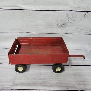 Vintage ertl 1/16 scale IH red steel ribbed sided trailer with wide tires
