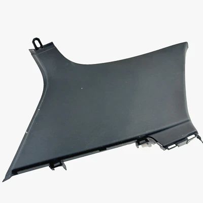 Moldura pilar C izquierda negra Volkswagen GTI Golf R 5GM867287 OEM 15 21 Foto 1 de 4