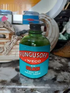 Vintage Old Aquarium WECO Brand Original Green Glass Bottle of Fungusoff - Picture 1 of 6