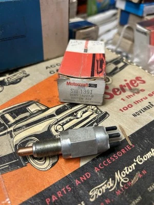 NOS 1975 1976 1977 1978 Ford Mustang II C3 Neutral Safety Switch D6RY-7A247-B - Image 1 of 3