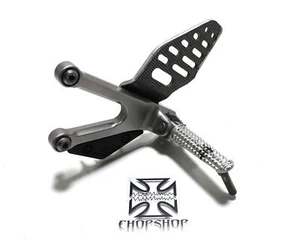 06 07 2006 2007 YAMAHA YZF R6 LEFT REARSET REAR SET DRIVER FOOT PEG REST STOP - Picture 1 of 6
