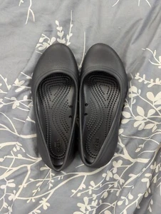 Crocs Iconic Comfort Womens Ballet Flats Shoes Black Rubber Slip On Round Toe 4 - Picture 1 of 4