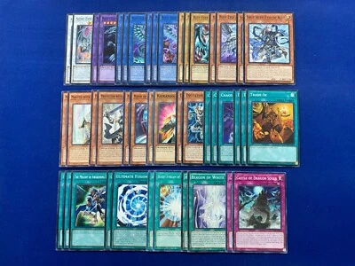 Yu-Gi-Oh! - Seto Kaiba's Complete Blue-Eyes Chaos MAX Dragon Ritual Deck - Image 1 of 4