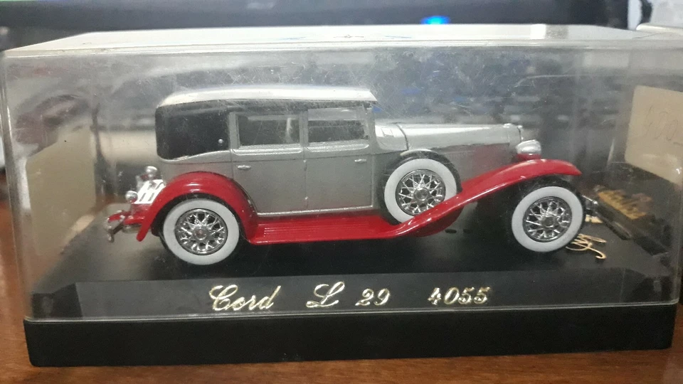 Solido 1/43 Cord L29 4055 - Immagine 1 di 1