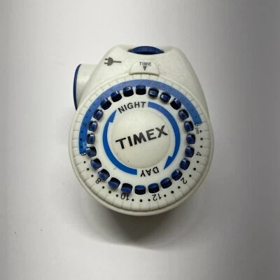 Temporizador eléctrico día/noche iluminación interior Timex Foto 1 de 4