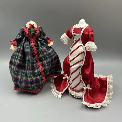 Dolls House 1:12 Pair Of ladies dresses on mannequins Angelique Miniatures - Image 1 of 4