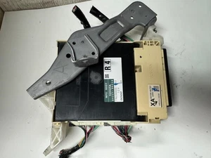 13-14 CAMRY Body Control Module - 89221-06210; 82730-06752 - Picture 1 of 4