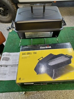 !!!! Char-Broil Tabletop Gas Grill 190 w/ Folding Legs Fits 8 Burgers New NWT - Image 1 of 4