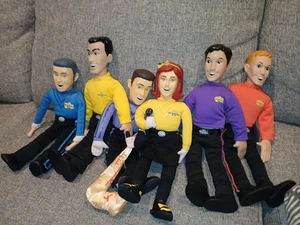 VTG 2003 Spin Master Wiggles Doll Lot Of 5 + Free Emma & Lachy Doll -UNTESTED - Picture 1 of 24