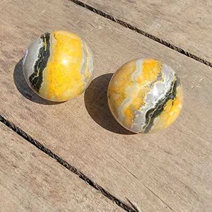 1 Hummel Jaspis Kugel Kristallschnitzerei - Bild 1 von 1