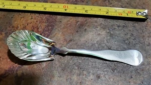 RARE WM ROGERS & SON ANTIQUE c1872 FIDDLE SHELL BOWL SUGAR 🍚 SPOON - Picture 1 of 8