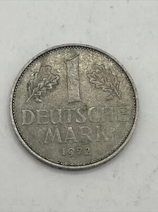 1972 F German Deutsche 1 Mark Coin - Picture 1 of 2