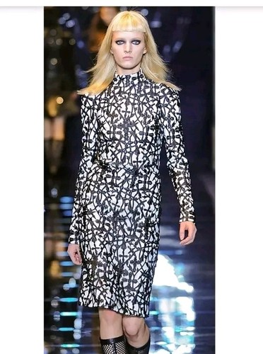 Abito da cocktail VERSACE 2012 2013 Runway MACRAME GOTHIC CROSS taglia 42 6 nuovo con etichette