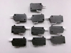 10 KW3AT-21 MICROWAVE OVEN MICRO SWITCH NORMALLY CLOSE CALLIE-70 - Picture 1 of 3
