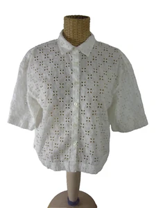 GAP Womens Medium Ivory SS 100% Cotton Eyelet Embroidered Button Crop Shirt - Picture 1 of 6