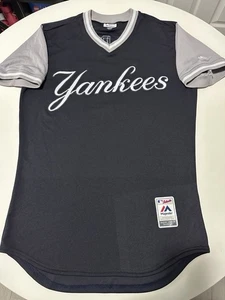 New York Yankees Majestic Little League Aaron Judge Jersey sz 40 Medium - Picture 1 of 13