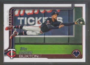 2025 Topps #530: Byron Buxton - Picture 1 of 1