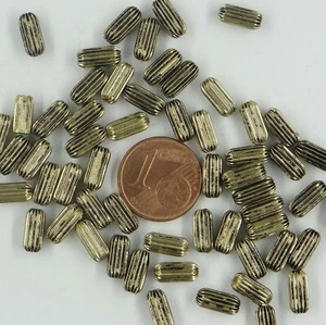 504205 ***20 geprägte Rohre Messing Altgold 8,5x4mm italienische Herstellung (Menoni) - Bild 1 von 2
