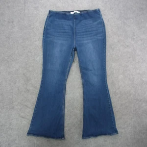 Tinseltown Jeans Women's 18 Blue Medium Wash High Rise Pull-On Flare Leg Jeans - Picture 1 of 11