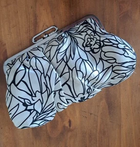 White Black Pattern Print Printed Satin Clip Snap Lock Clutch Bag $4 EXPRESS - Picture 1 of 4