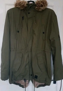 BW Mens Winter Parka Size L Olive Green Military Fishtail L31" - Picture 1 of 23