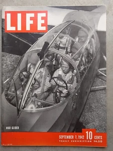 LIFE MAGAZINE - Sep 7 1942 - WWII GLIDER / WAACS / Faisal II Iraq / US FIGHTERS - Picture 1 of 5