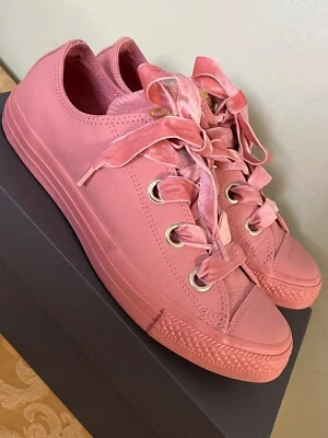 Converse All Star Limited Edition Women's Pink Leather Velvet Laces Low s-9M - Image 1 of 4