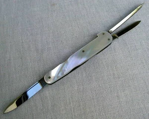 IXL 1880's PRISTINE MINT 3 BLADE MOTHER OF PEARL LOBSTER PATTERN POCKETKNIFE - Picture 1 of 15