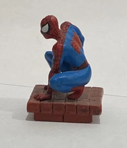Marvel comics Spider-Man miniature desk statue - Picture 1 of 5
