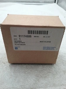 Genuine GM 91174686 Retainer For Chevrolet Tracker - Picture 1 of 2