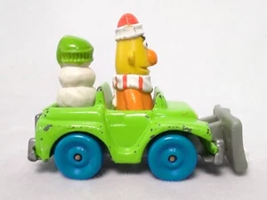 ORIGINALE Vintage 1987 Playskool Sesame Street Bert Camion aratro neve - Foto 1 di 6