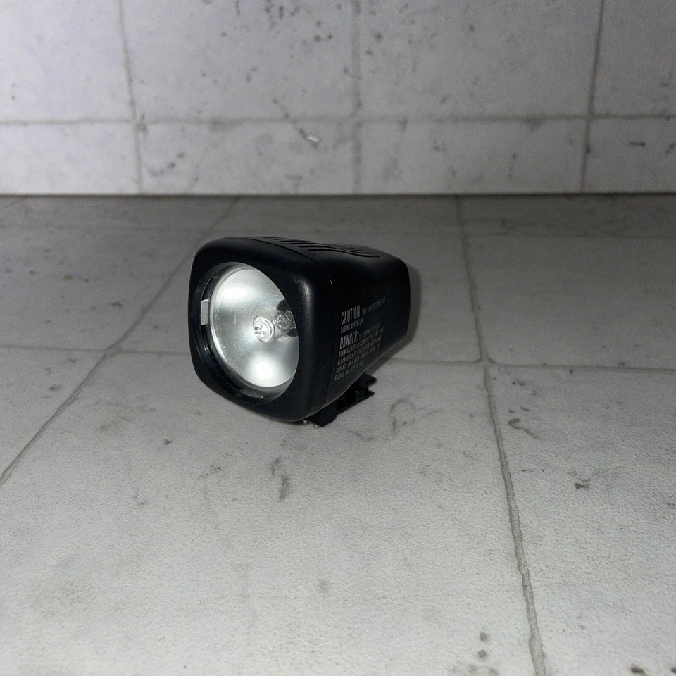 Caja de flash de luz SOLO para videocámara VHS de disparo automático RCA VLP010 Foto 1 de 3