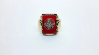 Mens 10k Solid Yellow Gold Freemason Masonic Red Stone Vintage Ring  - Image 1 of 4