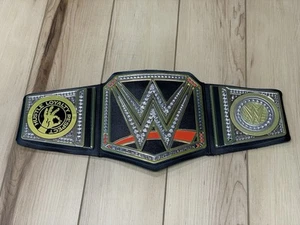 WWE World Heavyweight Wrestling Champion Kids Title Belt TOY Replica 2016 READ - Picture 1 of 15