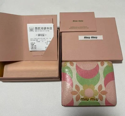 Cartera Compacta Plegable Miu Miu Cuero Rosa Patrón Flor con Caja, Certificado Foto 1 de 4