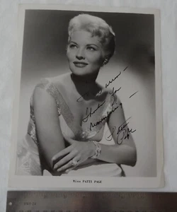 PATTI PAGE AUTOGRAPH PHOTO 8 BY 10 BLACK & WHITE AMERICAN SINGER - Foto 1 di 4
