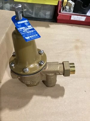 WATTS Water Pressure Regulator Valve 1/2 U5-LP-Z3 #654I120-CI - Image 1 of 2