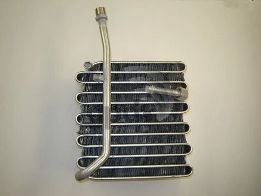 Núcleo evaporador de aire acondicionado para Nissan 720 1986 2,4 L Foto 1 de 1