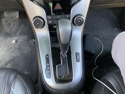 Conjunto de palanca de cambios de transmisión automática usado se adapta a: Chevrolet Cruze Gra 2016 Foto 1 de 4