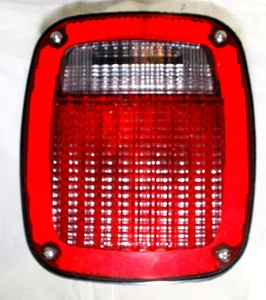 Ford FC4B-13405-AA F350/450/550 Cab Chassis Rear Taillight OEM #672 - Picture 1 of 6