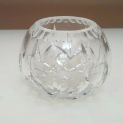 GORHAM ROUND  LEAD CRYSTAL BOWL STAR BLOSSOM EDITION 4 INCHES DIAMETER 3 INCHES - Image 1 of 4