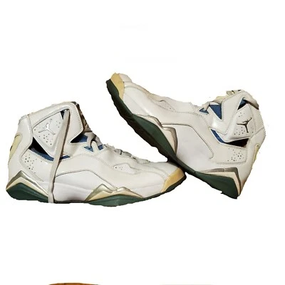 jordan true flight size 9, university blue, 342964-171, pre-owned - Imagem 1 de 4