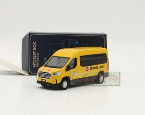 Modellino auto pressofuso scala 1/64 MAXUS V90 SCUOLABUS - Foto 1 di 5