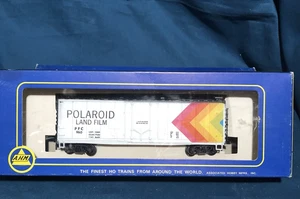 AHM Vintage New Old Stock Polaroid 5274P  Box Car - Picture 1 of 7