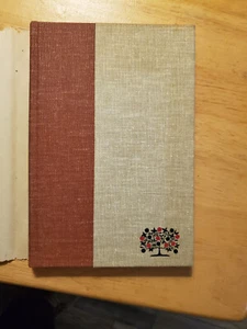Pleasant Hill and Its Shakers SIGNED by Author Thomas D.Clark - Picture 1 of 4