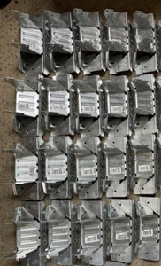 Conector de paso variable galvanizado Simpson Strong-Tie VPA para 2-1/2 pulgadas (20PK) - Imagen 1 de 4