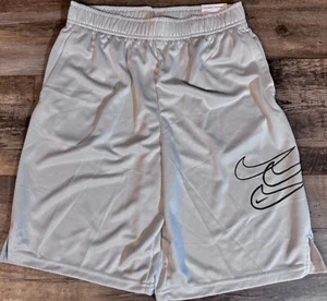 NWT Nike Boys Youth YXL Light Gray/Khaki Green Training Shorts XL - Picture 1 of 2
