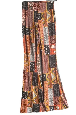 Pantalones acampanados de punto floral de cachemira No Boundaries para mujer talla mediana 7-9 Foto 1 de 4