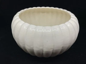 USA MCM Pottery of Paramount California WHITE "PUMPKIN” PLANTER / Bowl 10" VTG - Picture 1 of 5
