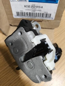 New OEM Ford 6C3Z-2521813-A Lock Latch    Driver Side Door - Bild 1 von 4
